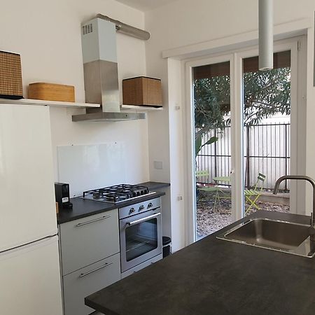 Apartament Trastevere Marlu Garden House Rzym Zewnętrze zdjęcie